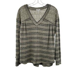 Eyeshadow Women's Striped V-Neck Sweater Lace Shoulder Size Small